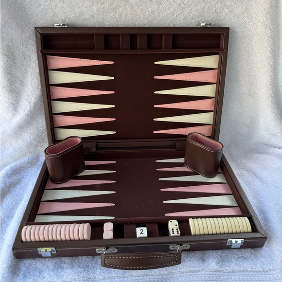 Classic Brown and Pink Backgammon Set - Picture 1 of 7